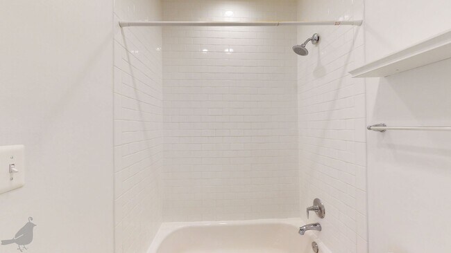 Building Photo - Stunning and Spacious Duplex in Brookland w/ Parking!
