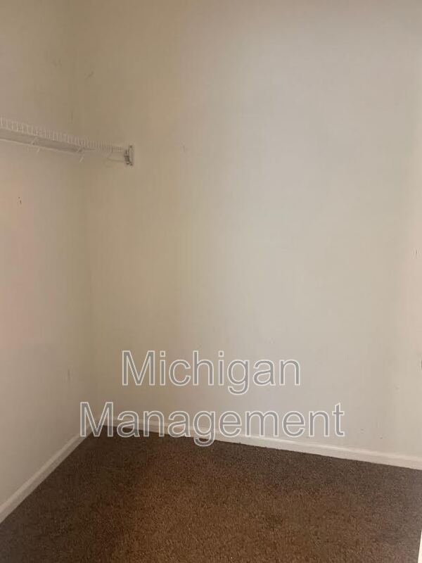 Building Photo - 41656 Tera Ln