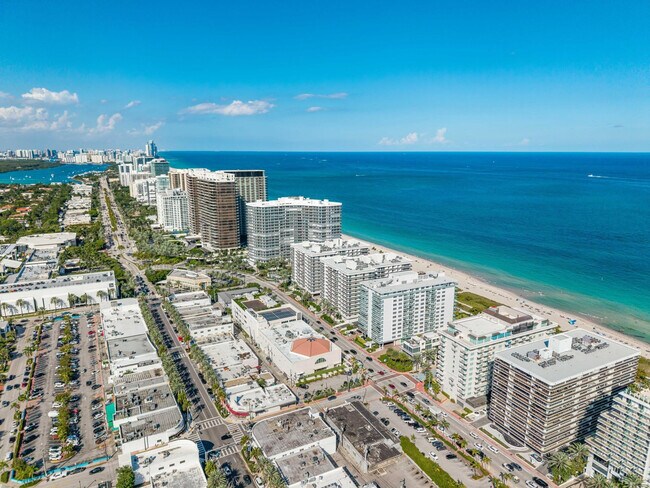 Building Photo - 9499 Collins Ave