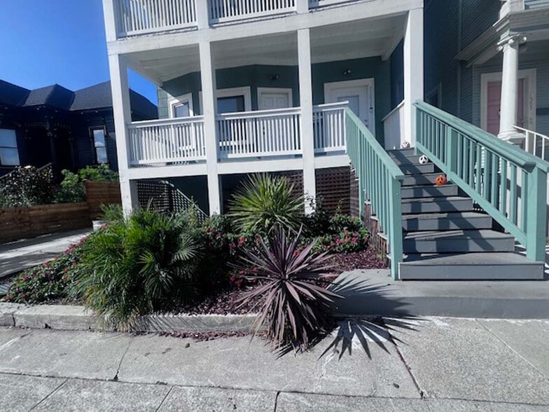 Building Photo - 1301 Adeline St