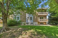 Building Photo - 1612 Cottonwood Dr