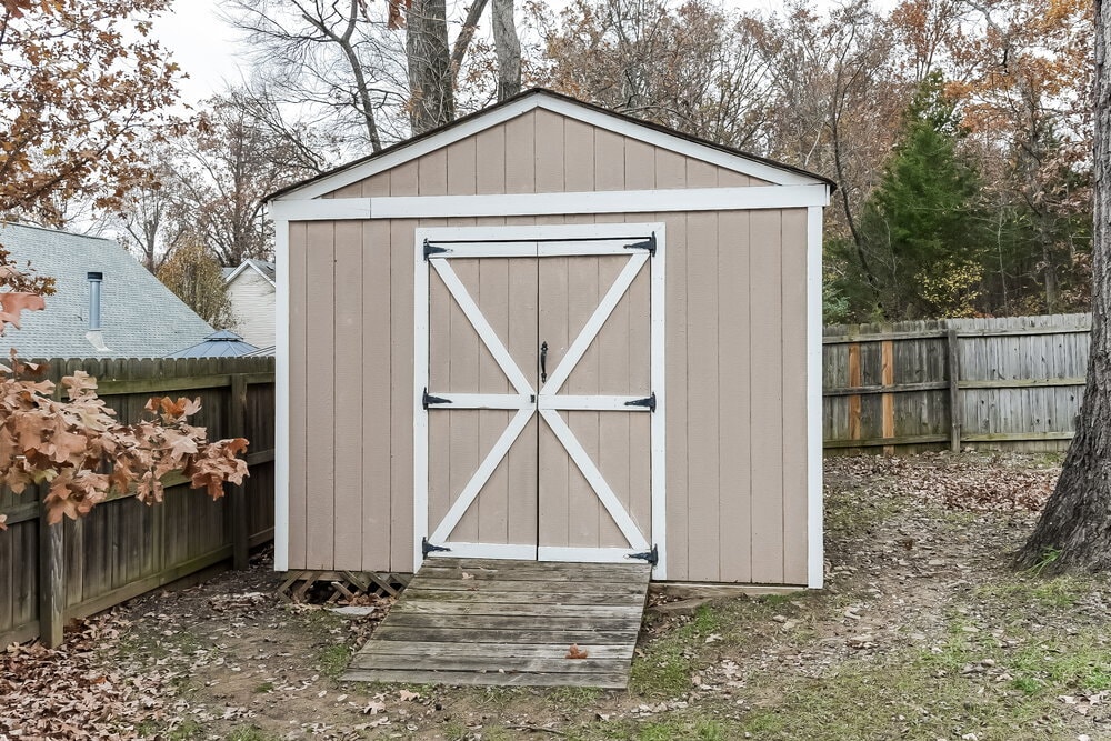 Building Photo - 1903 Champlain Dr
