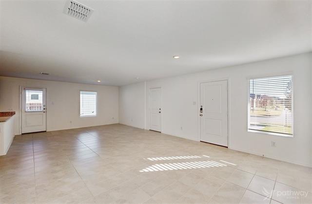 Building Photo - 8801 Red Fox Trl