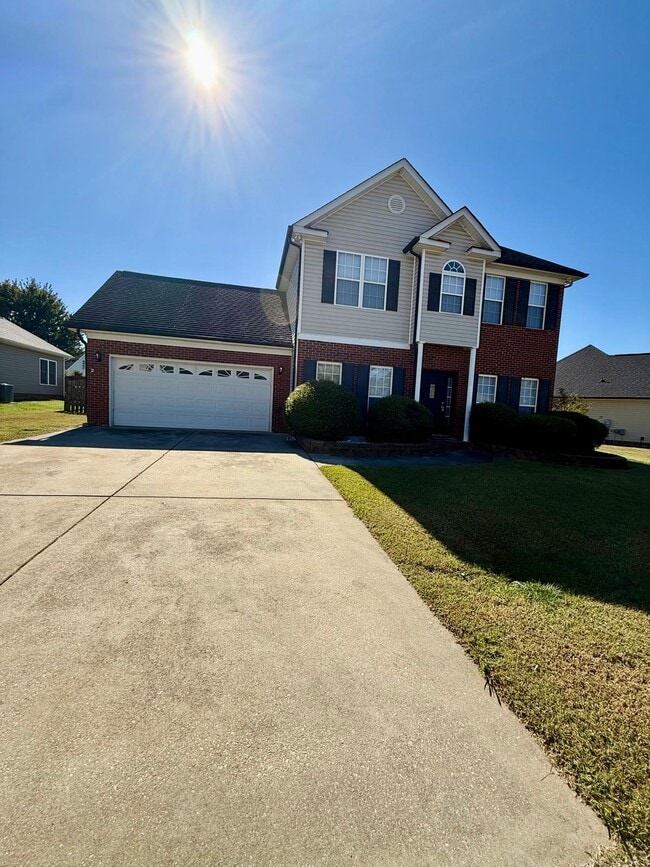 Building Photo - 3007 Hemby Commons Pkwy