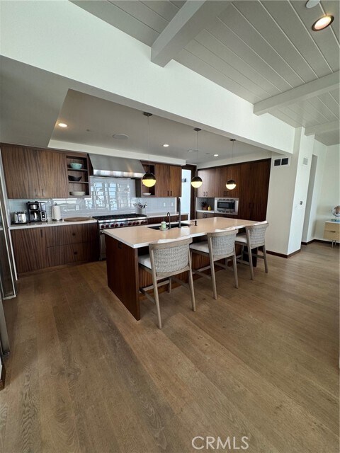 Building Photo - 1120 Palm Dr