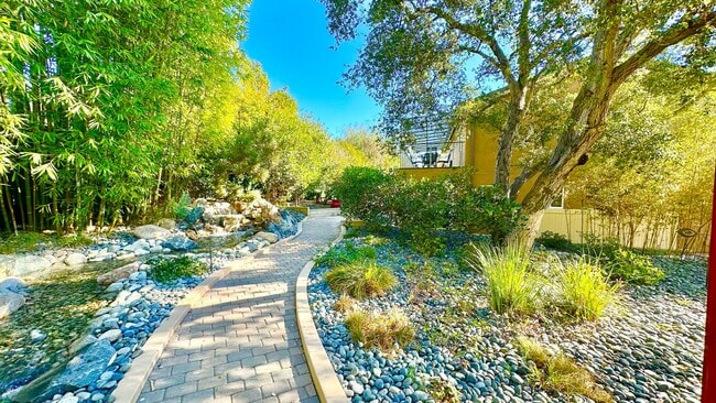 Building Photo - Immaculate and Beautiful Attached JADU Construction Guest Home on Lovely, Gated Private Property!