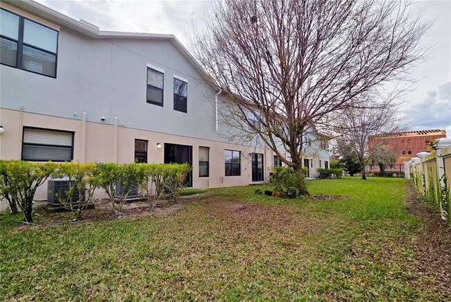 Building Photo - 6520 Windsor Lake Cir