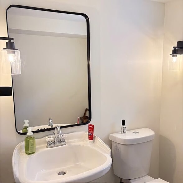 Building Photo - 5602 Hawthorne St