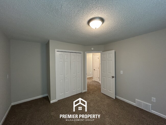 Building Photo - NEWLY RENOVATED 4BR/2.5BA Luxury Home | 2,613 Sq Ft, Vaulted Ceilings & Soaking Tub