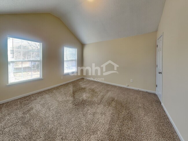 Building Photo - 4298 Persian Ct