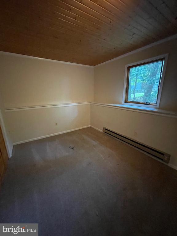 Building Photo - 22480 Sparrow Ct