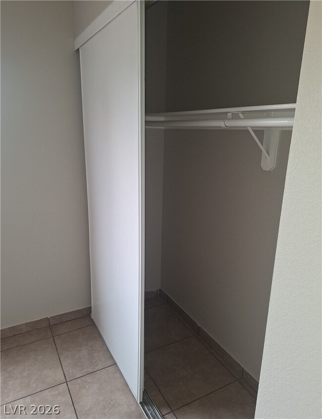 Building Photo - 4156 Abrams Ave