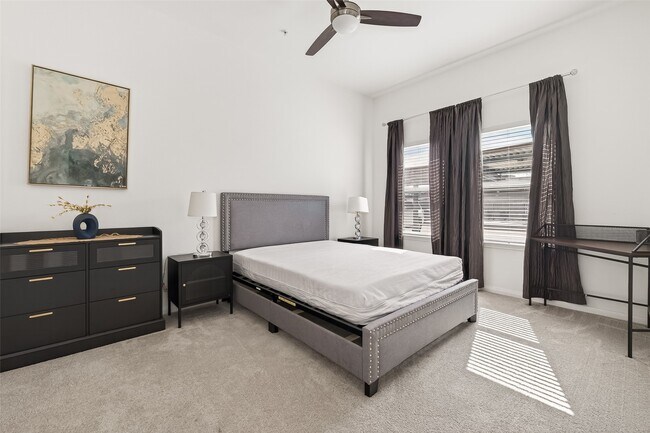 Building Photo - 1207 Grand W Blvd