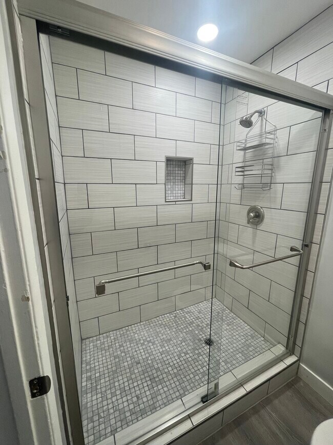 Building Photo - The Sovereign