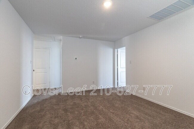 Building Photo - 14018 Piglet Trl