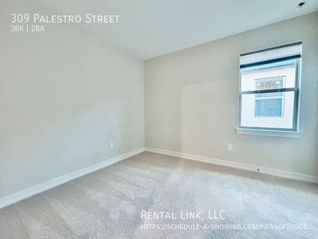 Building Photo - 309 Palestro St