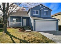 Building Photo - Beautiful single family home with 4 bed an...