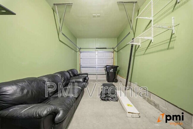 Building Photo - 4304 Cattail Ln