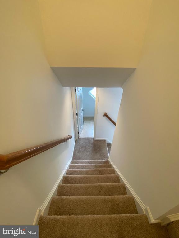 Building Photo - 107 Argyle Ct