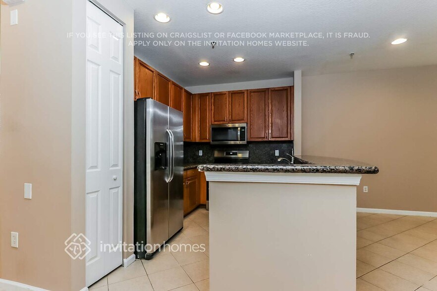 Building Photo - 1334 Piazza Pitti