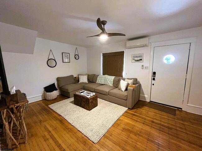 Building Photo - 7201 Winchester Ave