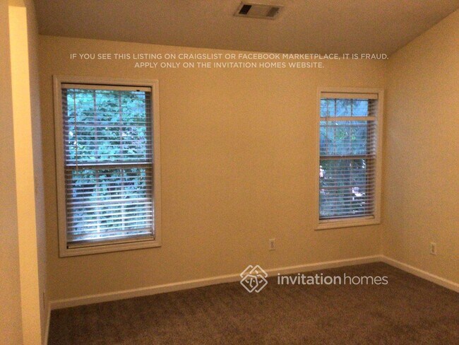 Building Photo - 4375 Red Rock Point