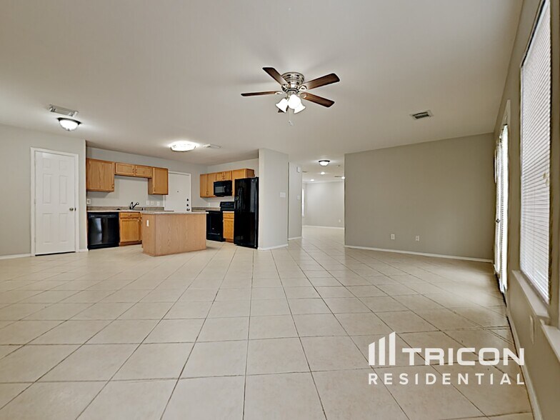 Building Photo - 21206 Bridgemeadows Ln