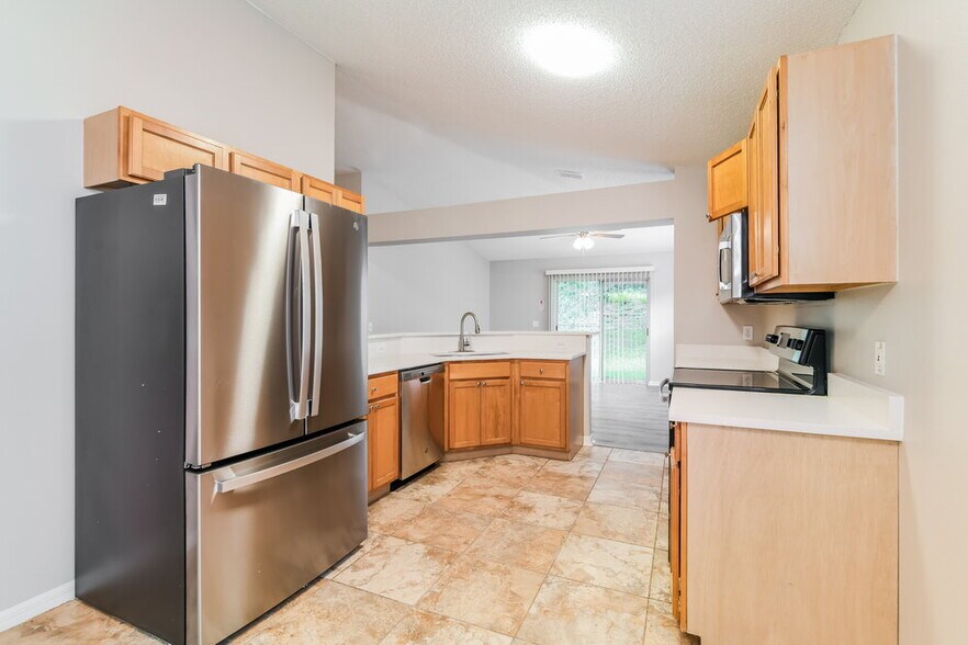 Building Photo - 1117 Windy Bluff Dr