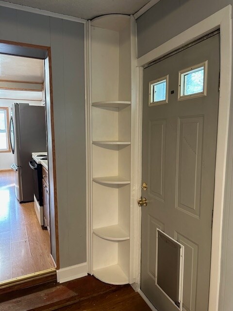 Building Photo - 417 N John St