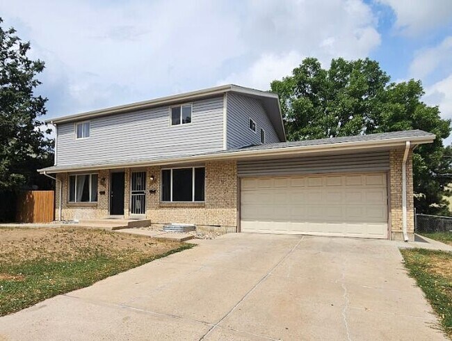 Primary Photo - 13663 E Nevada Pl