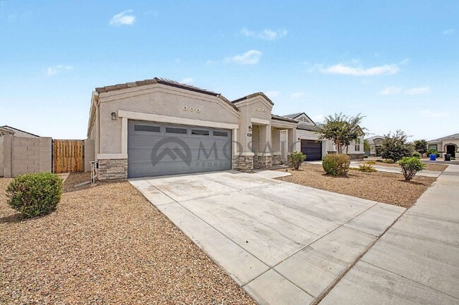 Building Photo - 10617 S 54th Ln