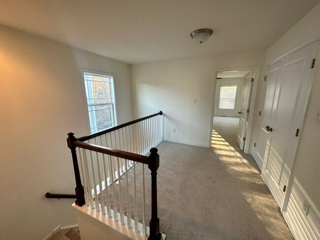 Building Photo - 11419 Hayloft Ln