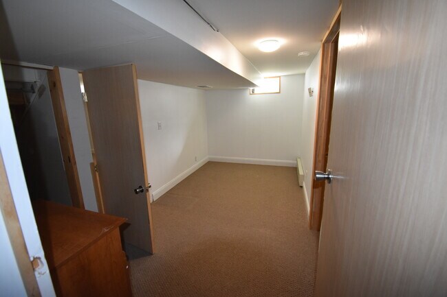 Building Photo - 89 Damascus Dr