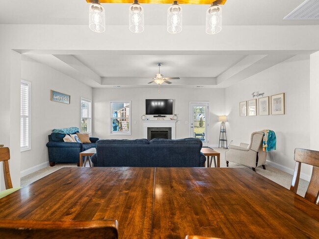 Building Photo - Mimosa Bay Beauty