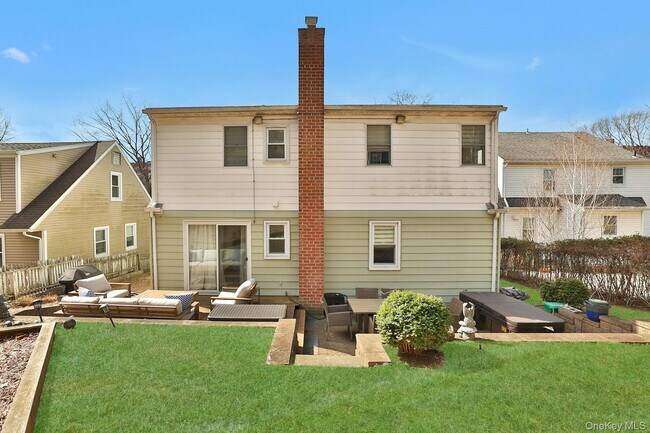 Building Photo - 780 Scarsdale Ave