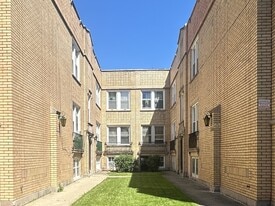 Building Photo - 5819 N Saint Louis Ave
