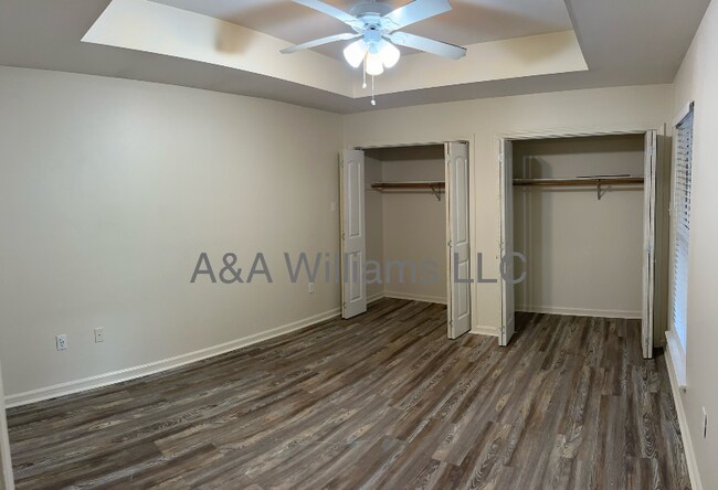 Building Photo - 16128 Monica Dr