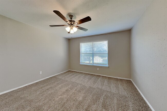 Building Photo - 4223 Shady Village Ct