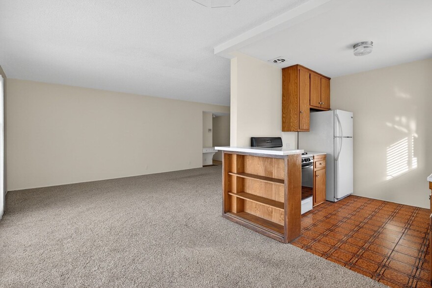 Building Photo - 3888 Potomac Ave