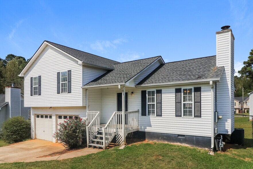 Building Photo - 417 Remington Ct