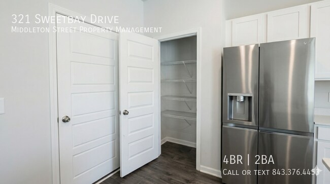 Building Photo - 321 Sweetbay Dr