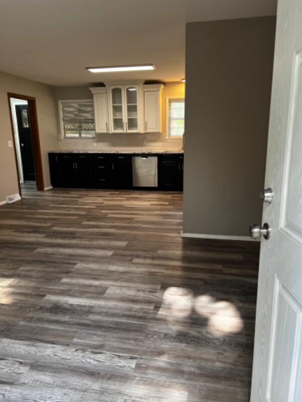 Building Photo - 3526 S Downtain St