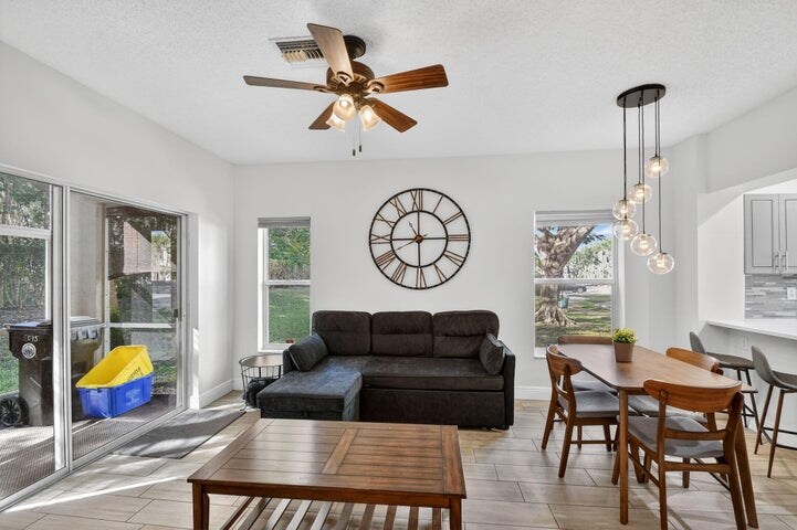 Building Photo - 5015 Palmbrooke Cir