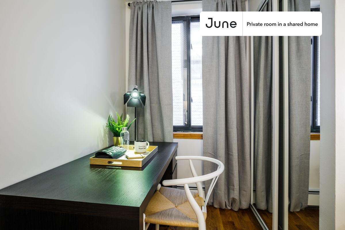 Building Photo - Room in Shared 5 bed/2 bath home