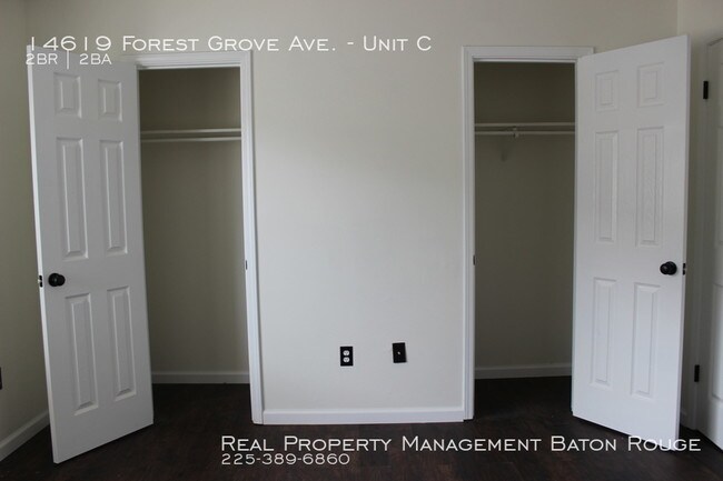 Building Photo - Move-In Ready Apartment in Central