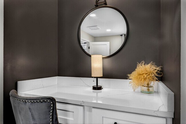 Building Photo - 319 Brentwood Dr