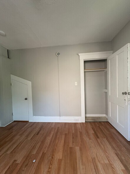 Building Photo - 41 Osborn Ave