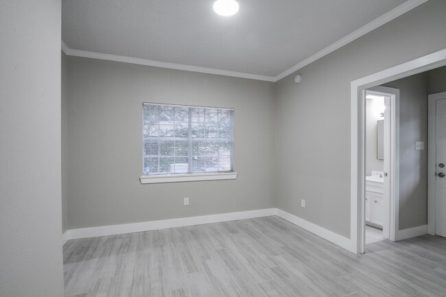 Building Photo - 16623 Wimbledon Forest Dr