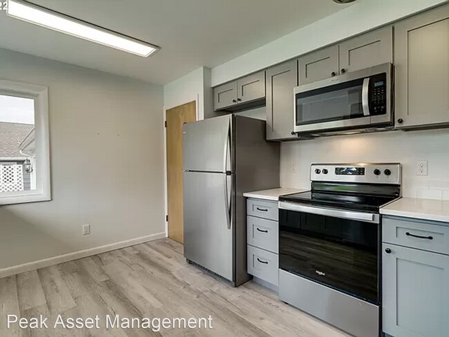 Building Photo - 4 br, 2 bath House - 7740 SE Flavel St