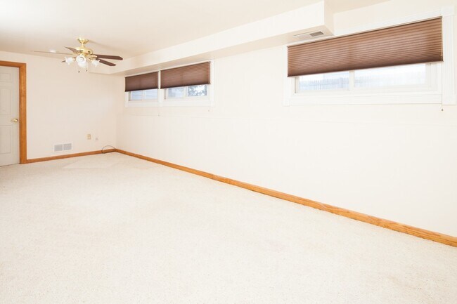 Building Photo - Todd Estates Home near UofD - COMING SOON